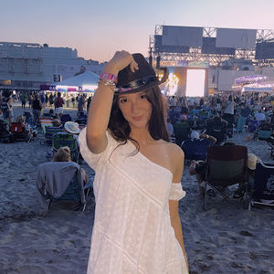 Meet your Posher, Sofia